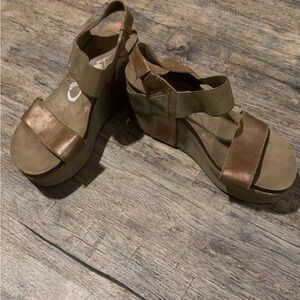 Off the Beaten Track wedges